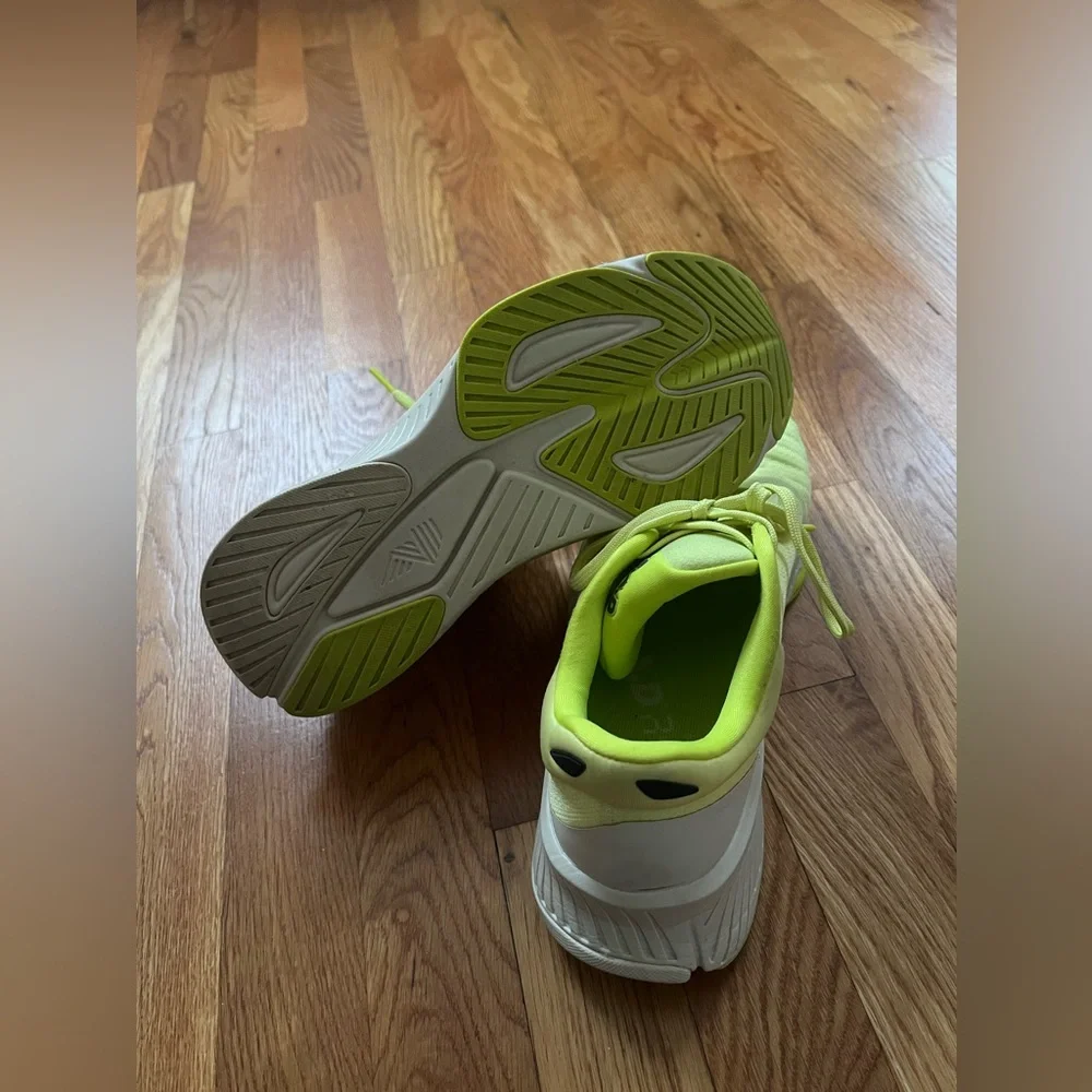R.A.D R-1 shoes - Picture 3 of 5